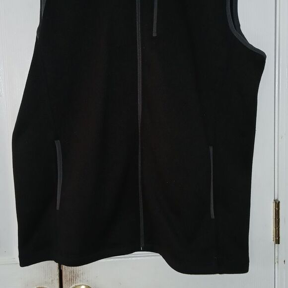 Eddie Bauer black zip up vest casual 3 pocket casual Sz L NWOT - Picture 2 of 7